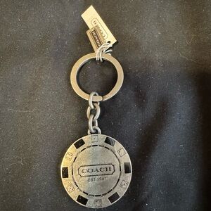 Coach Casino Chip Keychain F67100 – Silver Metal Logo Charm NWT